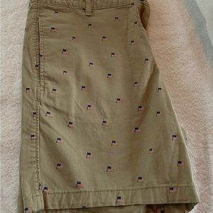 Saddlebred Men’s Casual Shorts. 34. Khaki Patriotic Flags
